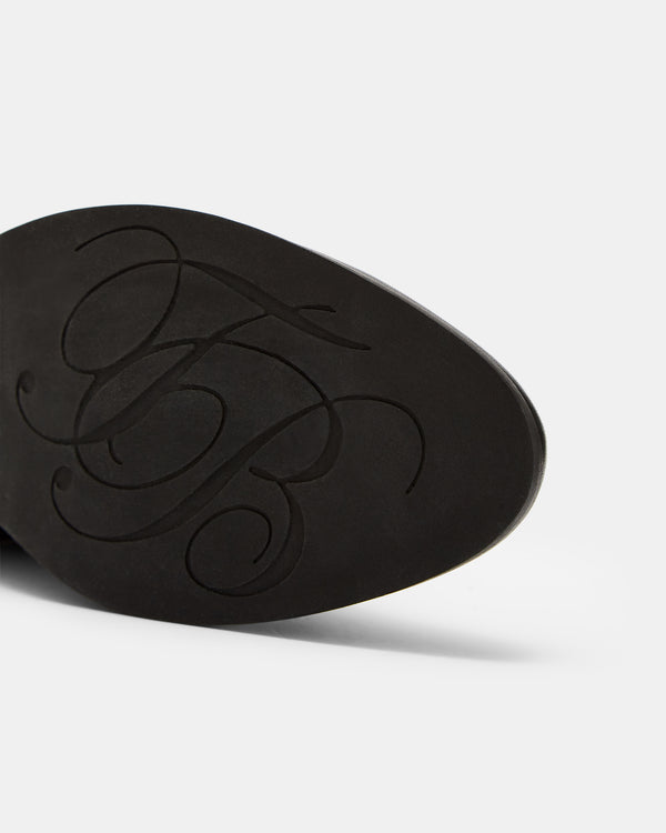 <P>Homada - 40 / Black</P>