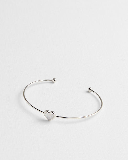 <P>Mother Of Pearl Heart Stud Earring</P>