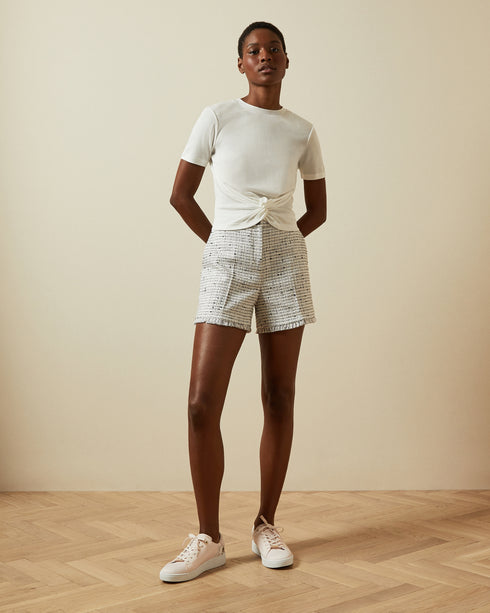 <P>Asymmetric Knitted Midi Dreshort Sleeve</P>