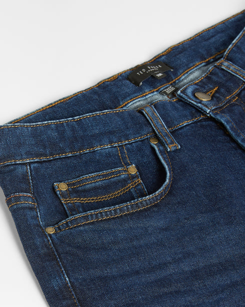 <P><Span Style="Text-Decoration: Underline;">Straight Leg Mid Wash Denim Jean</Span></P>
<P><Meta Charset="Utf-8"><Span>Do...