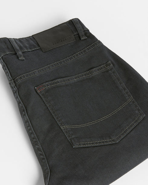 <P><Span Style="Text-Decoration: Underline;">Tapered Leg Grey Denim Jean</Span></P>
<P>Create An Effortlessly Cool Look Wi...