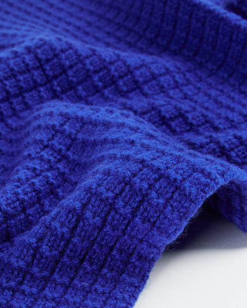 <P Class="Description"><Span Style="Text-Decoration: Underline;">Scarf</Span></P>
<P Class="Description">Keep Your Neck Co...