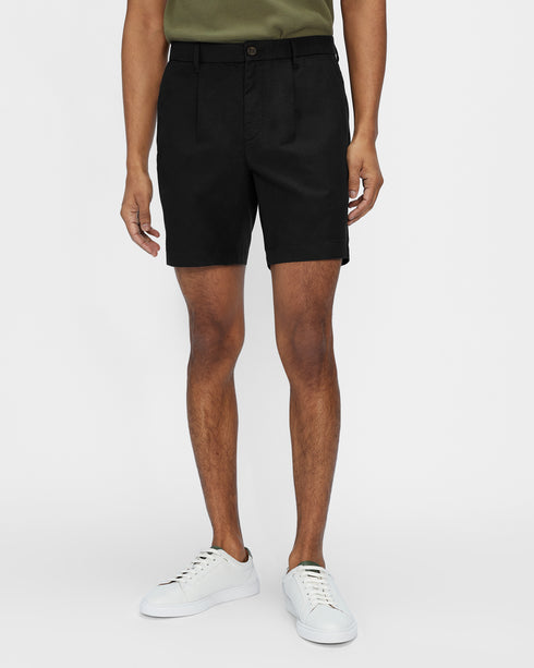 <P>Pleated Short</P>