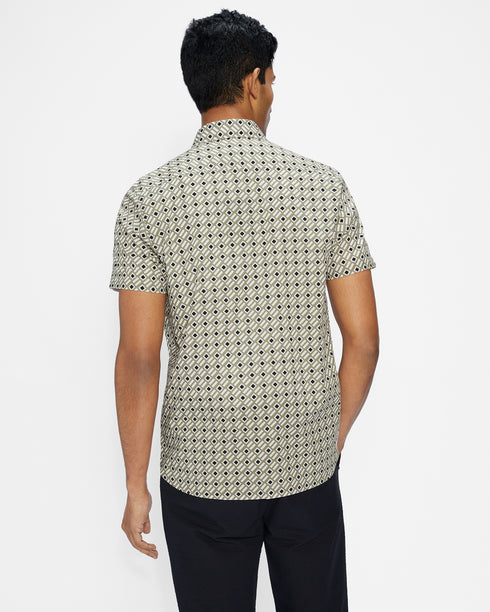 <P>Ss Mid Scale Geo Print Shirt</P>