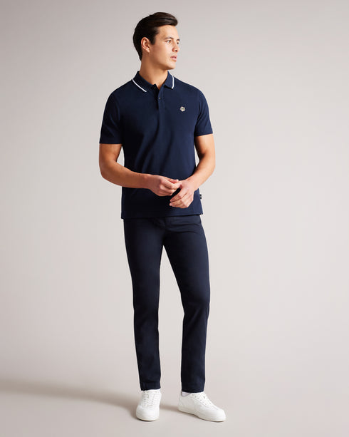 <P>Retro Leather Sneaker</P>