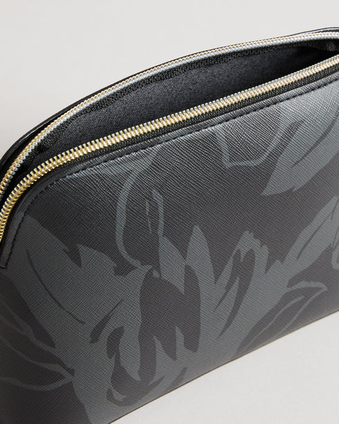 <P><Span Style="Text-Decoration: Underline;">Bolt On Saffiano Makeup Bag</Span></P>
<P>‹¨«‹¨«‹¨«Leaving Your M...