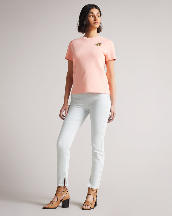 <P>Mid Rise Slim Leg With Ankle Cuff Slit</P>