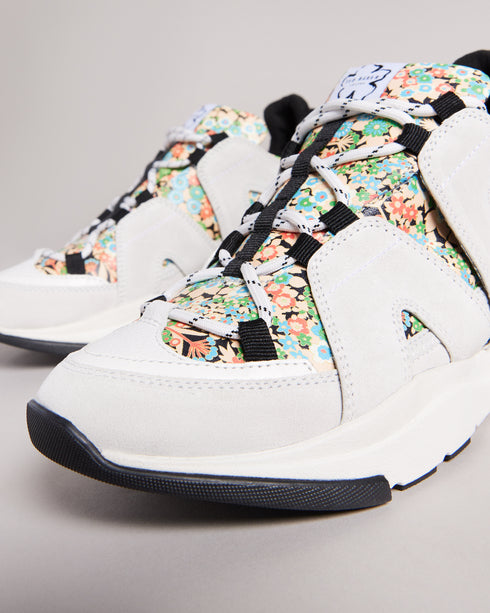<P>Flirty Texture Ghillie Trainer</P>