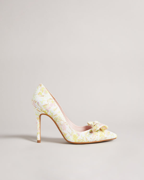 <P><Span Style="Text-Decoration: Underline;">Sketchy Magnolia 100Mm Bow Court Shoe</Span></P>
