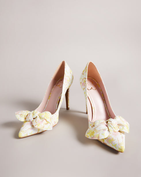 <P><Span Style="Text-Decoration: Underline;">Sketchy Magnolia 100Mm Bow Court Shoe</Span></P>