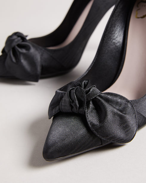 <P><Span Style="Text-Decoration: Underline;">Moire Satin Bow 100Mm Court Shoe</Span></P>
<Div Class="Finer-Details-Accordi...
