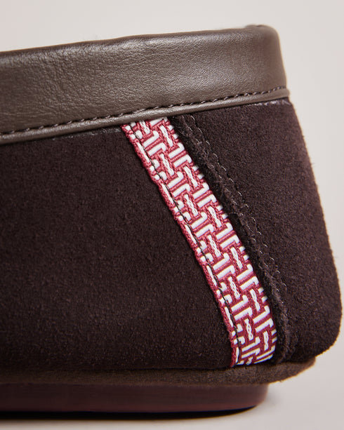 <P>Moccasin Slipper</P>